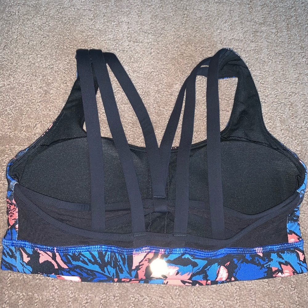 Lululemon “Energy Bra” Medium Support B-D Cup